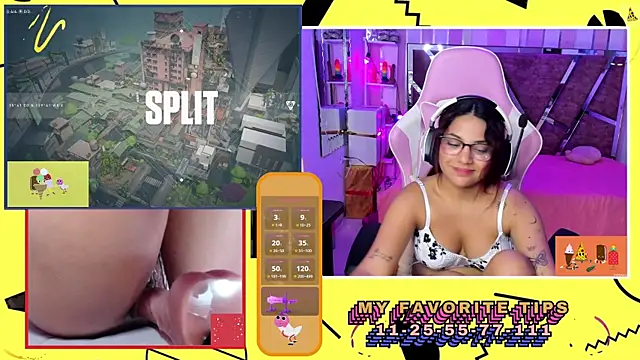 PetiteSophie  online show from 2, 1, 2025