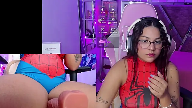 PetiteSophie  online show from 8, 1, 2025