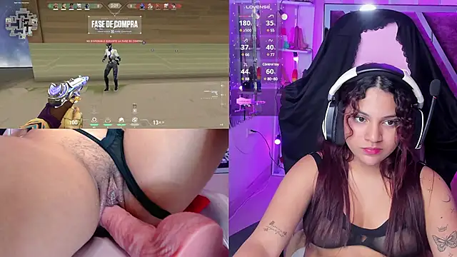 PetiteSophie  online show from 2, 2, 2025