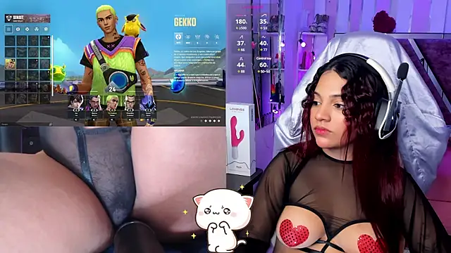 PetiteSophie  online show from 14, 2, 2025
