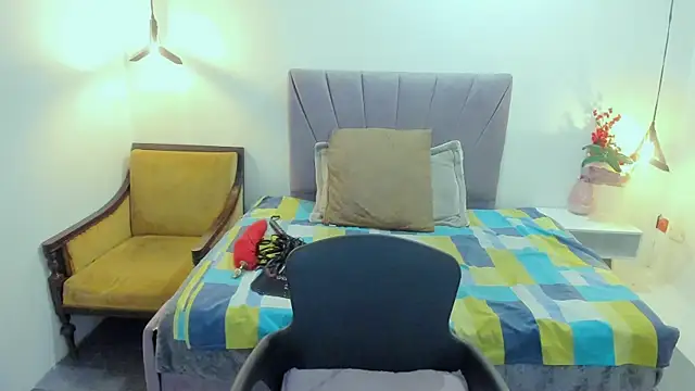 Snapshot of ScarletHoot_ chatting on 26, 6, 2026 ScarletHoot online show from 26, 6, 2026