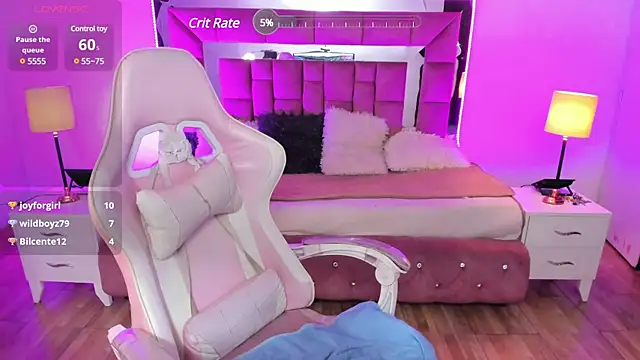 Aliciia cute1 online show from 5, 1, 2025