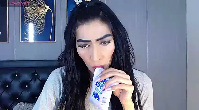Evelynn sex  online show from 9, 12, 2024