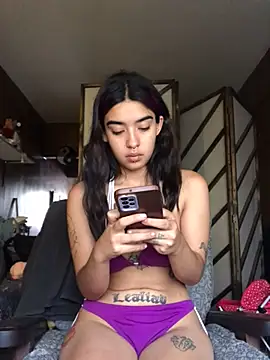 akivenussss online show from 23, 12, 2024