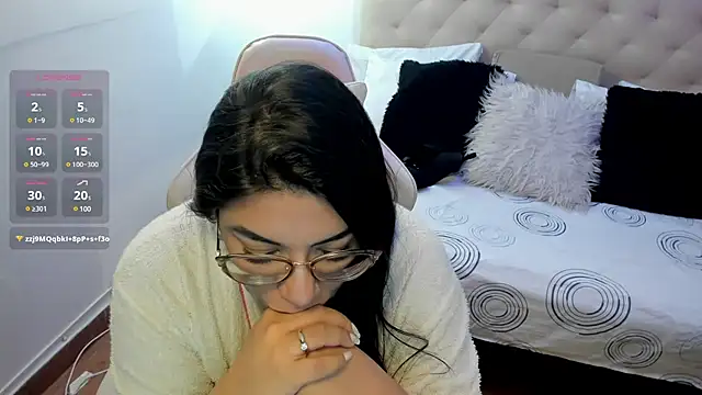 Daring  natasha  online show from 12, 12, 2024