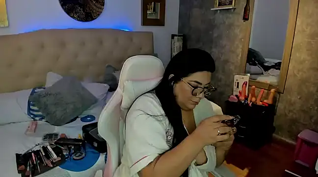 Daring  natasha  online show from 1, 2, 2025