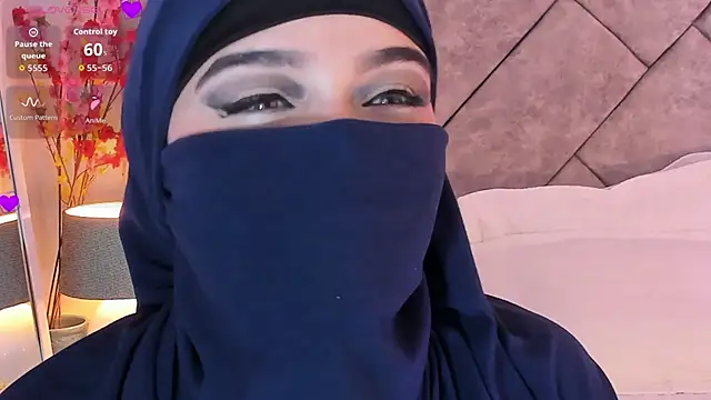 anna-henao online show from 13, 12, 2025