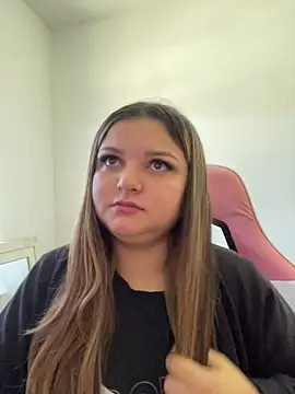 SweetPaige  online show from 4, 5, 2026