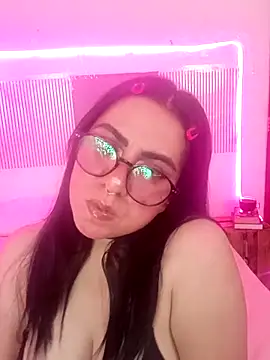 Snapshot of Celestte22 chatting on 27, 4, 2026 Celestte22 online show from 27, 4, 2026