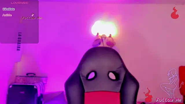 Snapshot of naomy__xx chatting on 4, 2, 2026 naomy xx online show from 4, 2, 2026