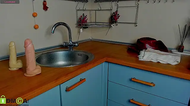 Snapshot of mira_robinsonnn chatting on 11, 2, 2025 mira robinsonnn online show from 11, 2, 2025