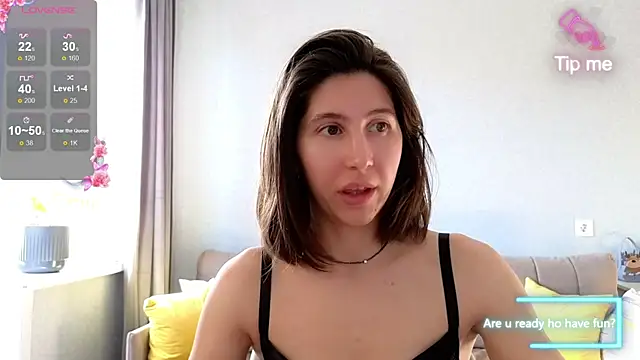 Snapshot of marrycolins chatting on 8, 2, 2025 marrycolins online show from 8, 2, 2025