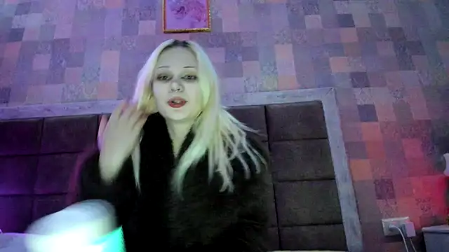 Snapshot of sashakiss99 chatting on 2, 10, 2025 sashakiss99 online show from 2, 10, 2025