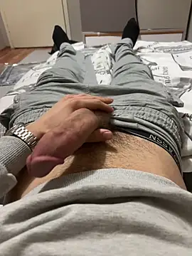 mertkaan27 online show from 9, 2, 2026