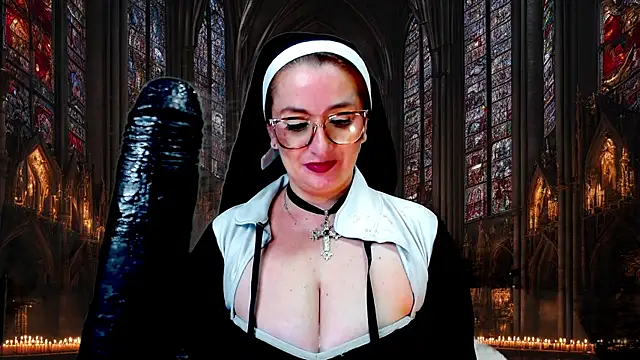 helenas fantasy online show from 6, 12, 2024