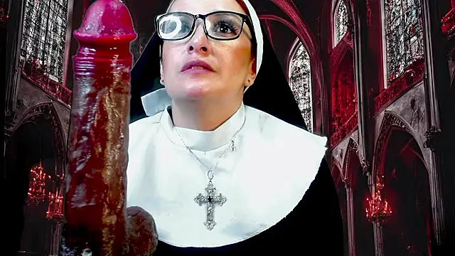 helenas fantasy online show from 8, 12, 2024