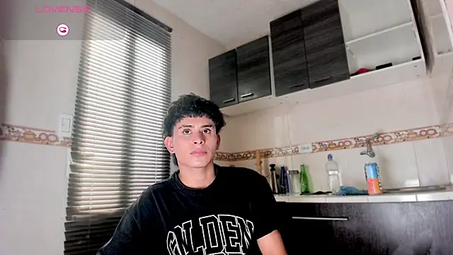 Jhonny-Blake online show from 4, 7, 2026