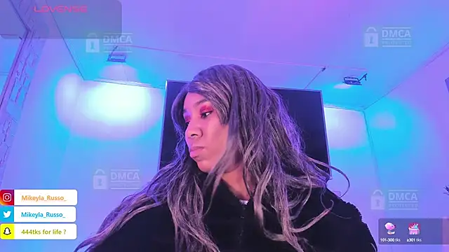 Mikeyla-Russo online show from 30, 9, 2025