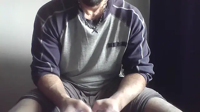 Snapshot of fl3xxx1 chatting on 15, 12, 2025 fl3xxx1 online show from 15, 12, 2025