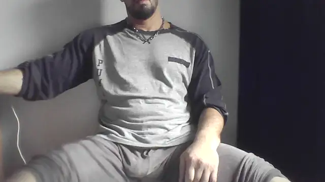 Snapshot of fl3xxx1 chatting on 17, 12, 2025 fl3xxx1 online show from 17, 12, 2025