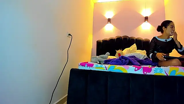 Sofia Clauss  online show from 17, 1, 2026