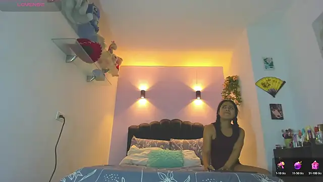 Sofia Clauss  online show from 10, 6, 2026