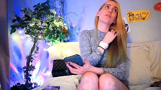 Snapshot of CanadianBeaver6969 chatting on 17, 10, 2025 CanadianBeaver6969 online show from 17, 10, 2025