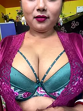 Snapshot of OrgsmMust chatting on 12, 10, 2025 OrgsmMust online show from 12, 10, 2025