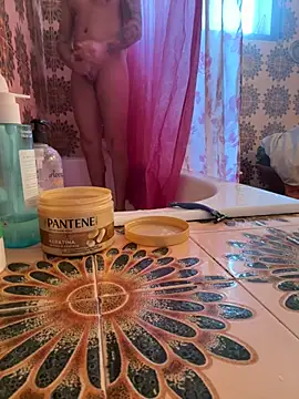 Snapshot of anonimotarado12 chatting on 14, 2, 2026 anonimotarado12 online show from 14, 2, 2026