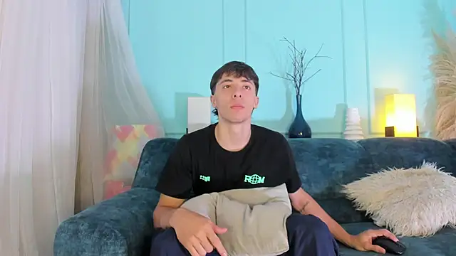 AlessandroDybala online show from 8, 11, 2025