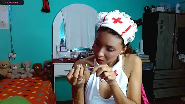 sensitive brunette online show from 3, 12, 2025