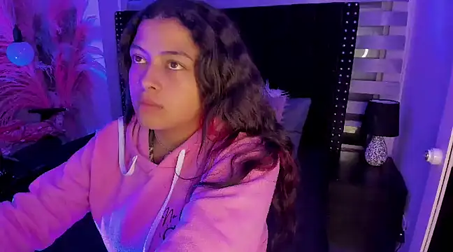 Sofiia-Rubb online show from 4, 2, 2025