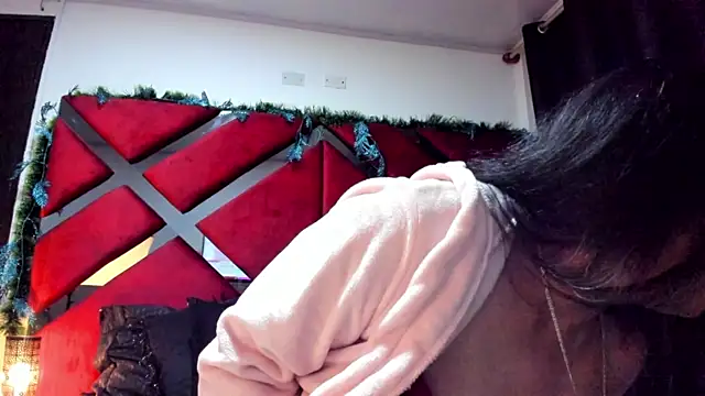 Kendra-Foxxy online show from 10, 1, 2025