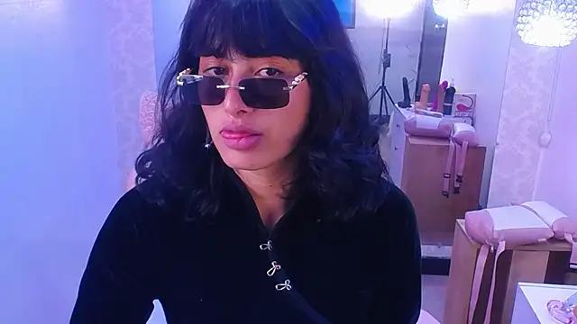 Snapshot of candy_lux_ chatting on 11, 1, 2025 candy lux online show from 11, 1, 2025