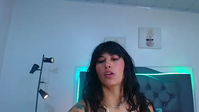 Snapshot of candy_lux_ chatting on 7, 10, 2025 candy lux online show from 7, 10, 2025