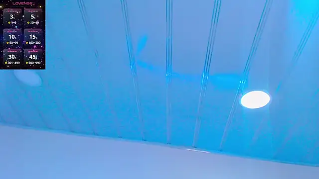 Snapshot of candy_lux_ chatting on 11, 3, 2026 candy lux online show from 11, 3, 2026