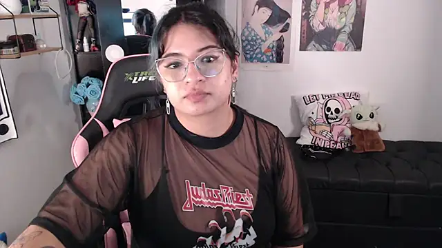 Snapshot of mollyshake1 chatting on 4, 2, 2025 mollyshake1 online show from 4, 2, 2025