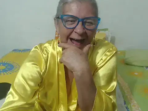 Snapshot of candy_mature_ chatting on 24, 1, 2025 candy mature  online show from 24, 1, 2025