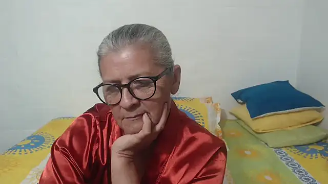 Snapshot of candy_mature_ chatting on 3, 2, 2025 candy mature  online show from 3, 2, 2025
