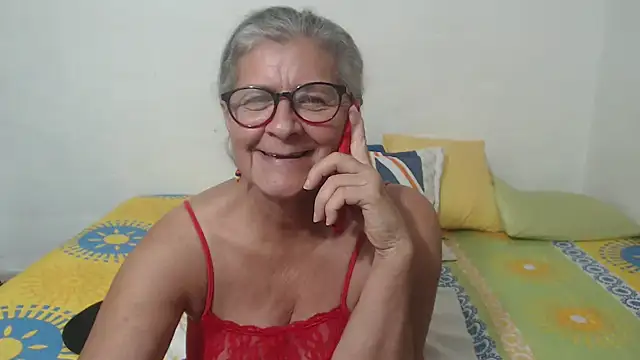 Snapshot of candy_mature_ chatting on 5, 2, 2025 candy mature  online show from 5, 2, 2025