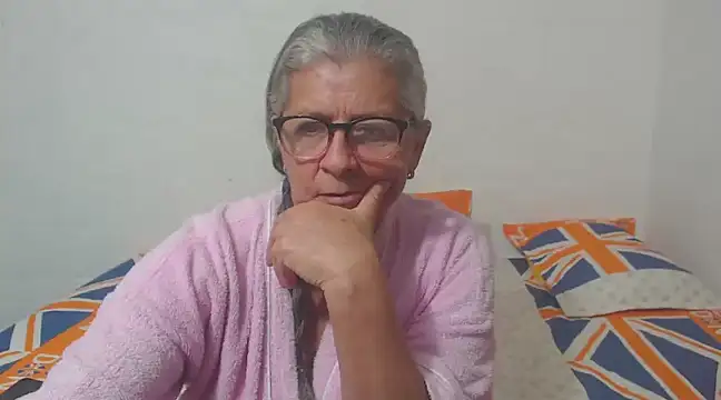 Snapshot of candy_mature_ chatting on 21, 2, 2025 candy mature  online show from 21, 2, 2025