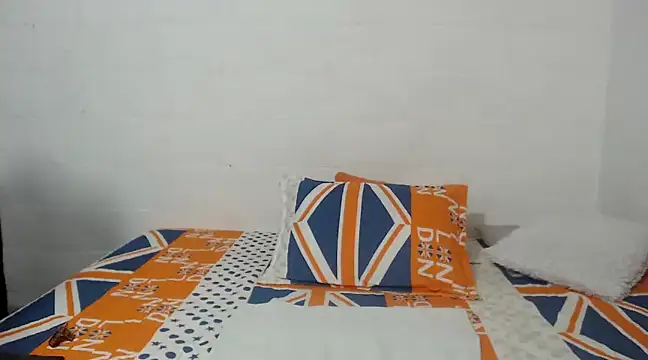 Snapshot of candy_mature_ chatting on 25, 2, 2025 candy mature  online show from 25, 2, 2025