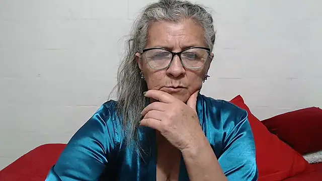Snapshot of candy_mature_ chatting on 13, 10, 2025 candy mature  online show from 13, 10, 2025