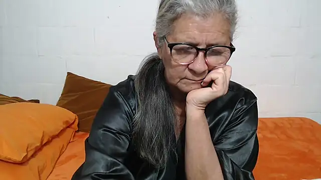 candy mature  online show from 8, 1, 2026