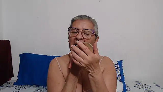 candy mature  online show from 8, 5, 2026