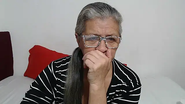 candy mature  online show from 14, 5, 2026