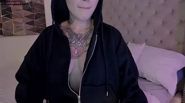 vangie  online show from 18, 1, 2025