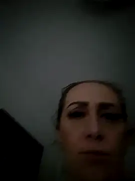 Snapshot of AvaLloyd chatting on 6, 2, 2025 AvaLloyd online show from 6, 2, 2025