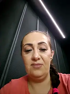 Snapshot of AvaLloyd chatting on 20, 2, 2025 AvaLloyd online show from 20, 2, 2025