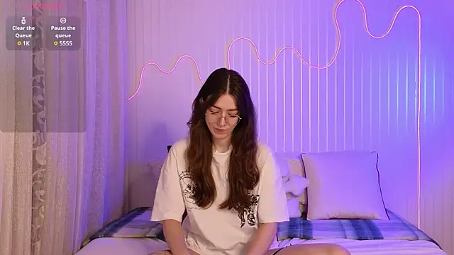 Ester Hill online show from 21, 1, 2025